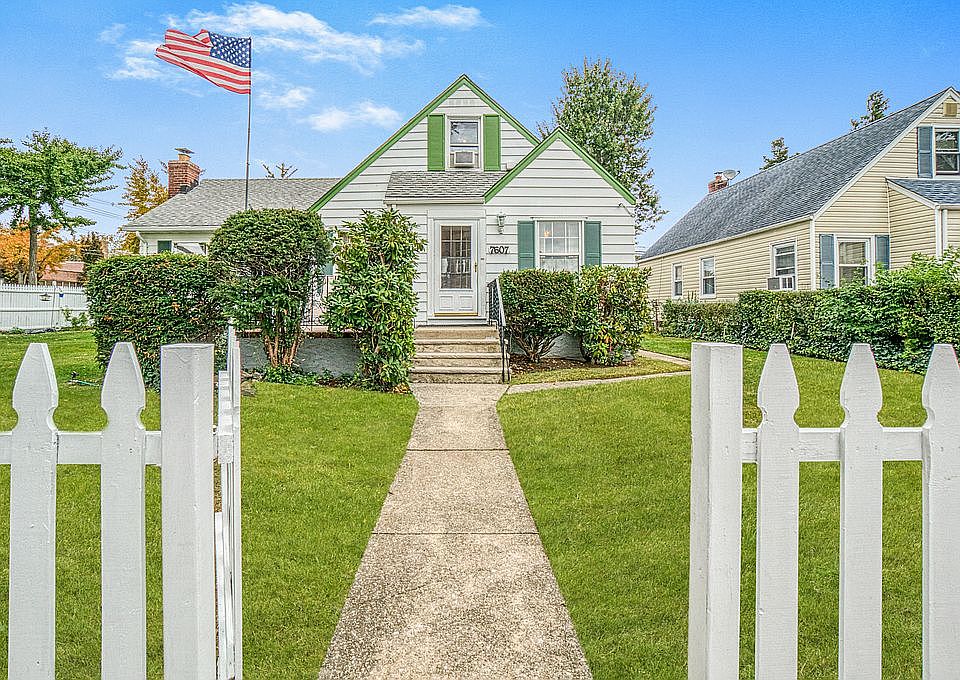 1st image of 7607 265th St