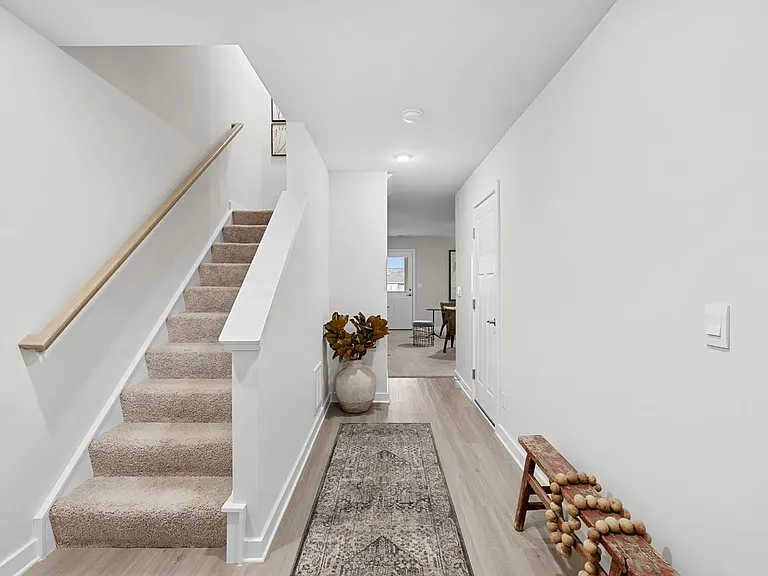 19 Tumblehome Rd — Photo 3