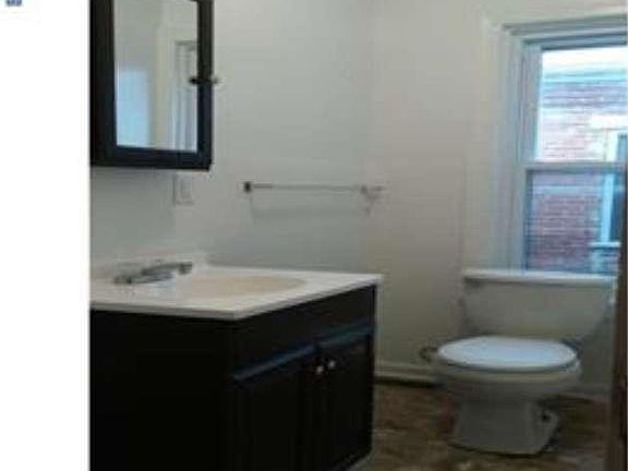 5th image of 733 W 4th St