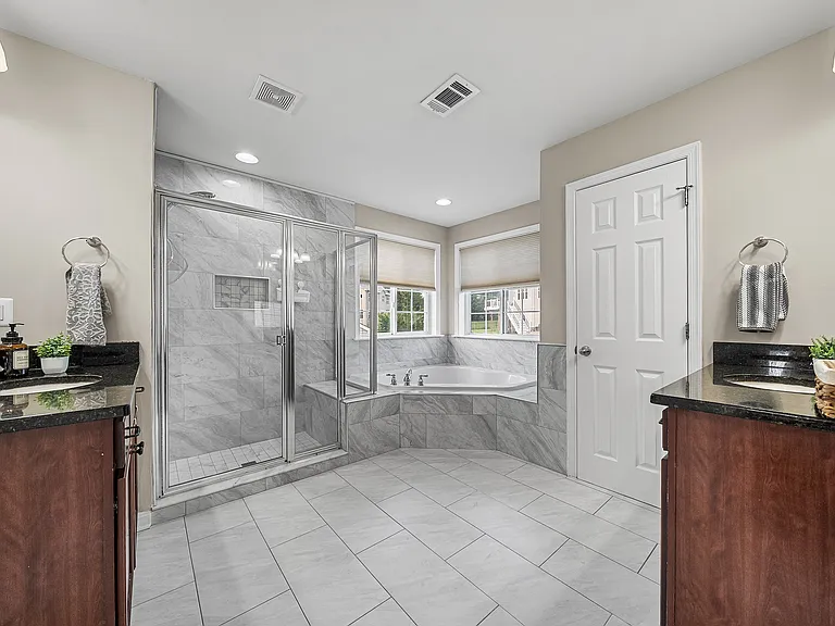 14923 Spriggs Tree Ln — Photo 29