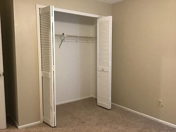 2nd image of 1089 Dees Dr