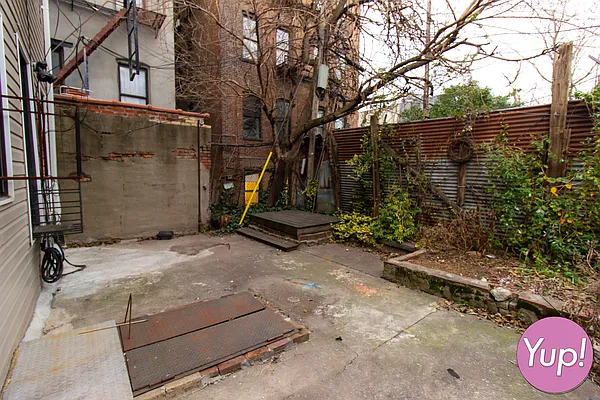 Rented by Yup Realty LLC | media 9