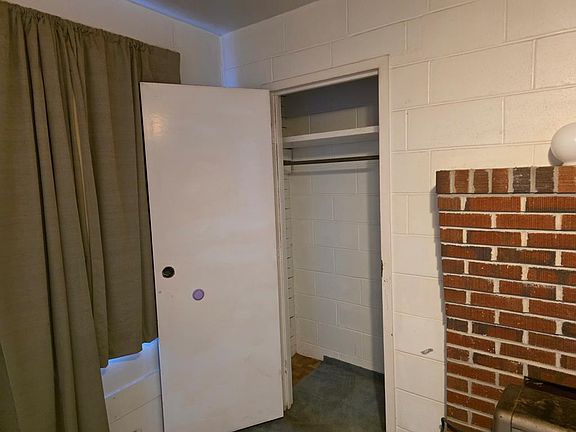 4th image of 2829 Thomas St