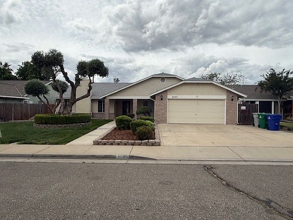 2nd image of 3093 Beech Dr