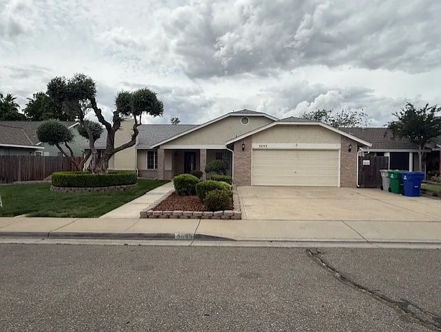 Building Photo - 3093 Beech Dr