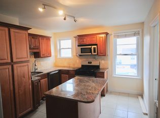 30 Wordsworth St #1L, Boston, MA 02128