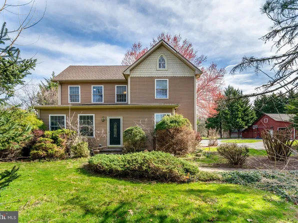 107 Voelbel Rd, Hightstown, NJ 08520