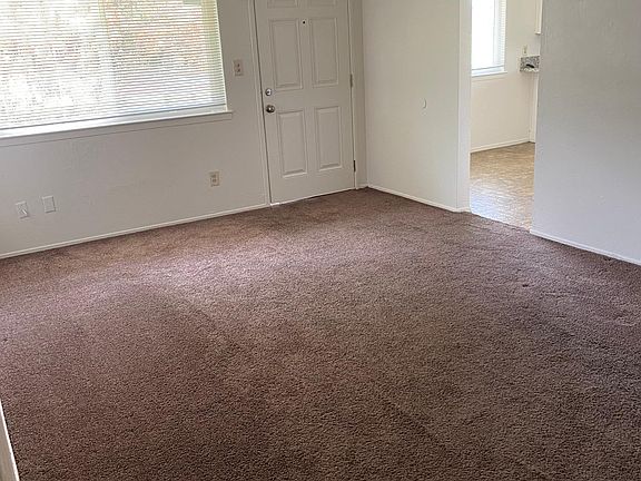 5th image of 5950 Hilltop Dr