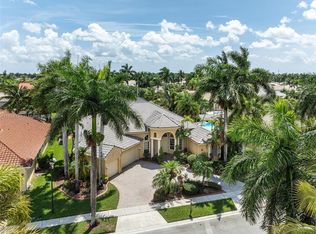 1911 NW 137th Ter, Pembroke Pines, FL 33028