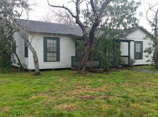 758 Tutt Ave, Taft, TX 78390