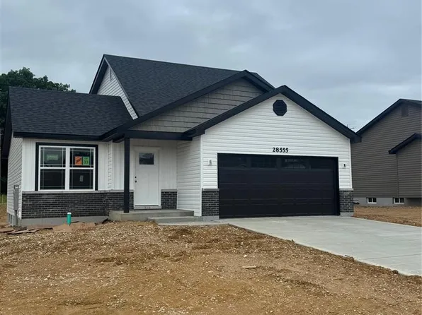 28555 Shallow Water Rd, Warrenton, MO 63383