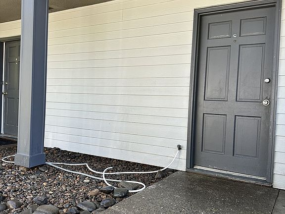 Entrance/Foyer>