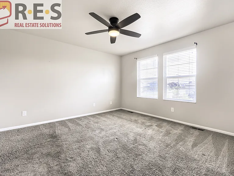 18950 E 65th Ave — Photo 5