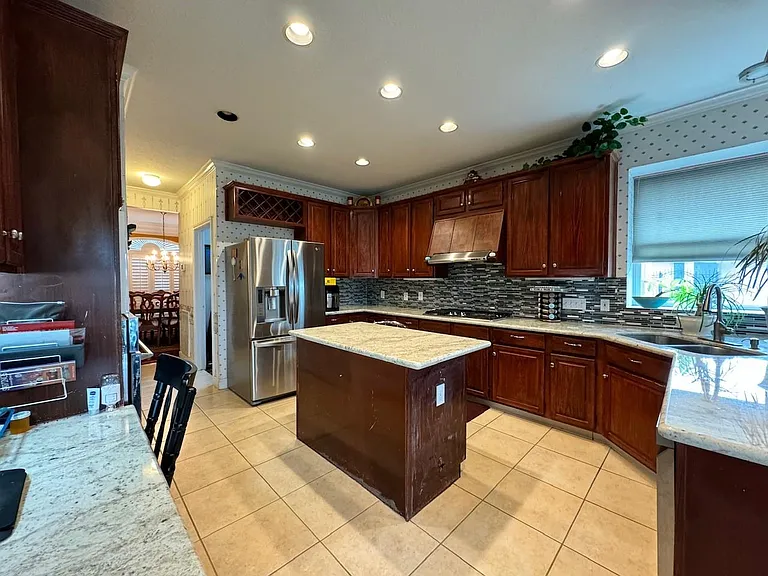 9303 Bent Spur Ln — Photo 11
