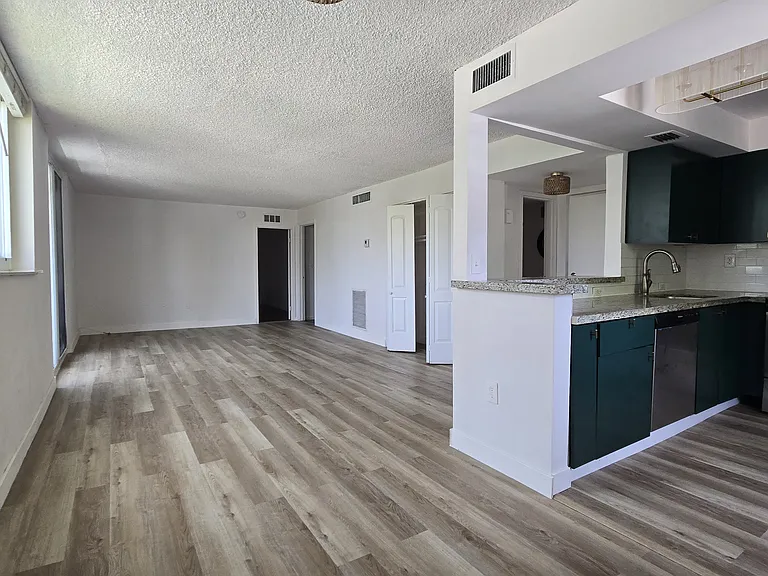 7900 Tatum Waterway Dr #201 — Photo 10