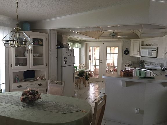 4th image of 7072 SE Birchwood Ln