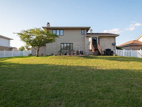 3rd image of 7519 Prestwick Dr