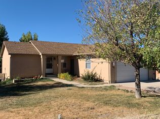 92 W Cellini Dr, Pueblo West, CO 81007