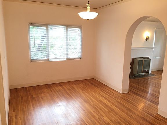 4th image of 3401 Park Blvd