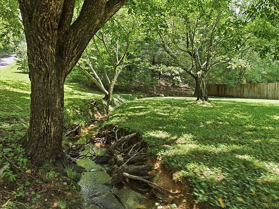 5th image of 117 S Forest Rd