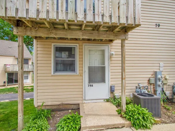79 Maude Ave, Fox Lake, IL 60020