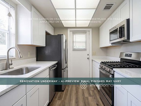 4th image of 409 S Hawthorn Cir