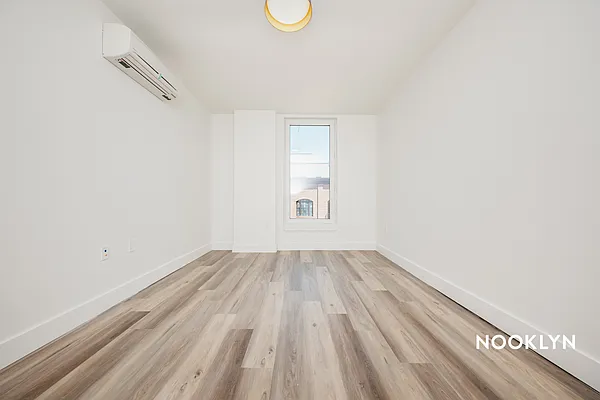 Rented by Nooklyn NYC LLC | media 42