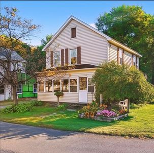 33 Thompson Street, Red Hook, NY, 12571