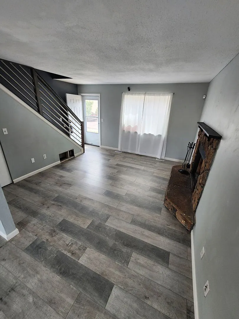Building Photo - 3080 Starlight Cir