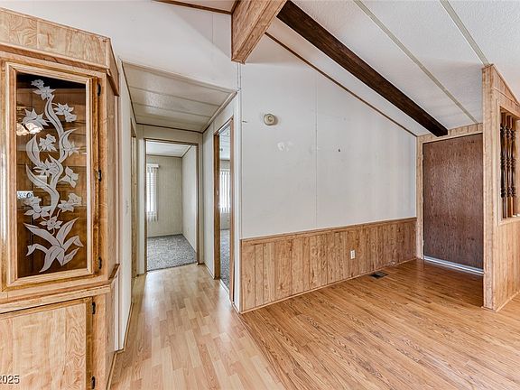 3rd image of 3011 Gavilan Ln