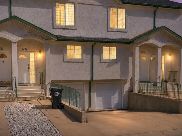6514 19th Ave NW, Edmonton, AB T6L 7A2