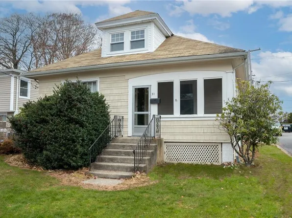 31 Steere Ave, North Providence, RI 02911