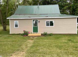 702 N Grafton Ave, Alma, MI 48801