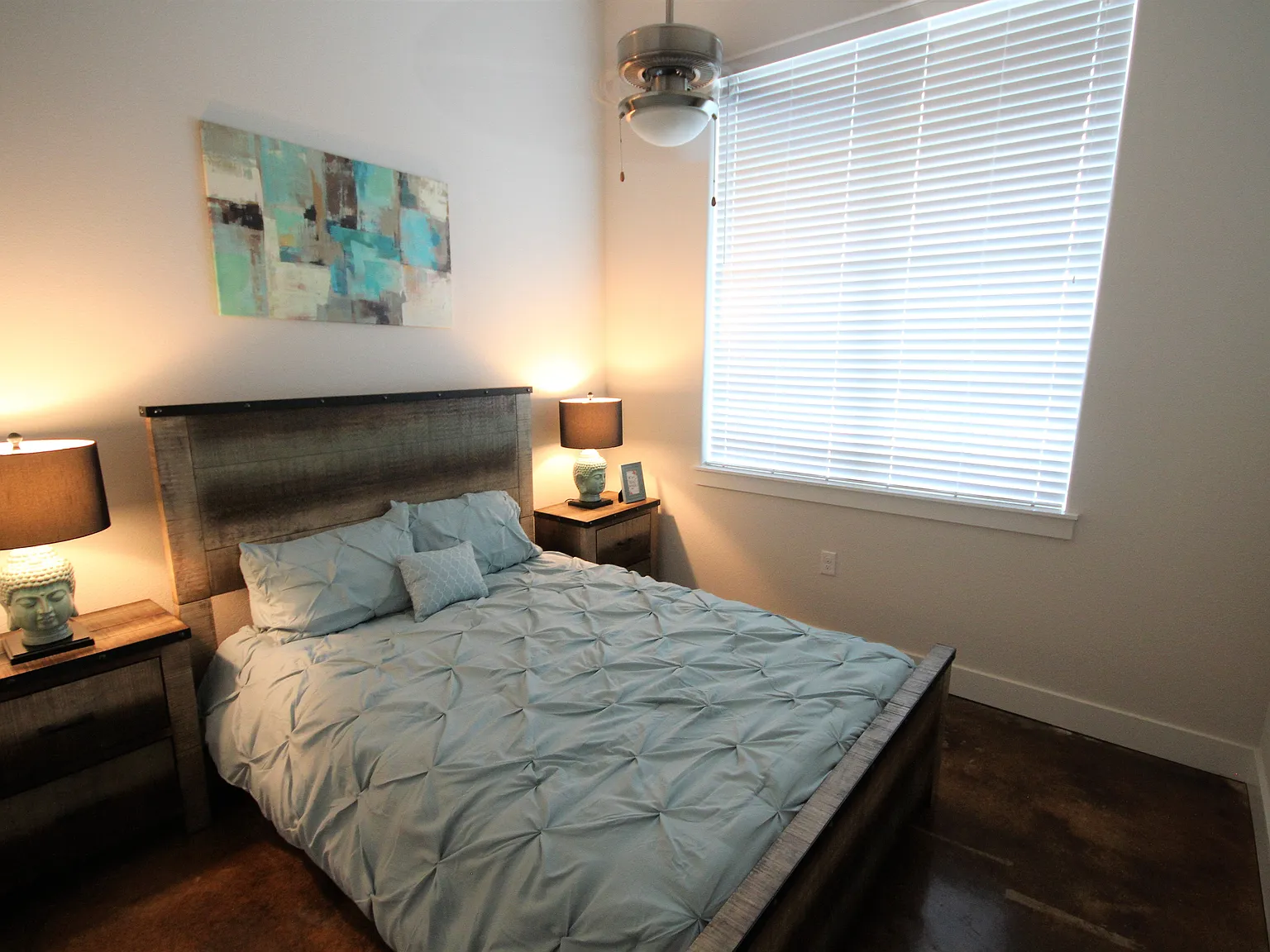 3 bed, 2.5 bath, 1250 sqft, $1,490 — Photo 4