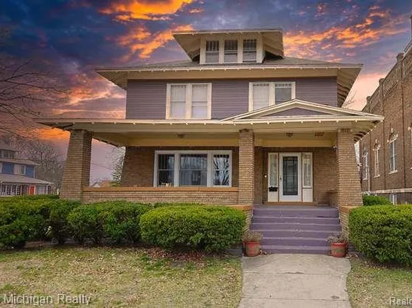 2216 Peck St, Muskegon Heights, MI 49444