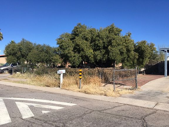 2nd image of 5125 S Fremont Dr