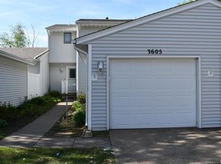 3605 Cedarview Ct, Bettendorf, IA