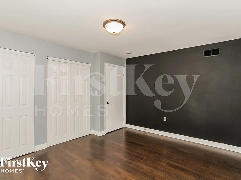 280 Genoma Dr — Photo 7