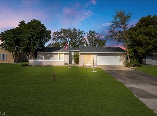 4126 SE 1st Ct, Cape Coral, FL 33904
