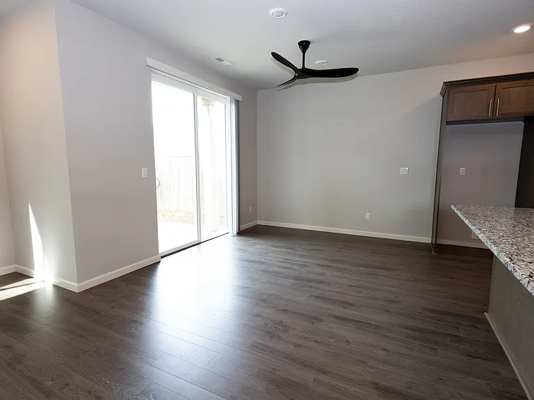 13309 NE 114th Way — Photo 7