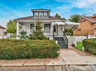 416 Reeves St, Dunmore, PA 18512