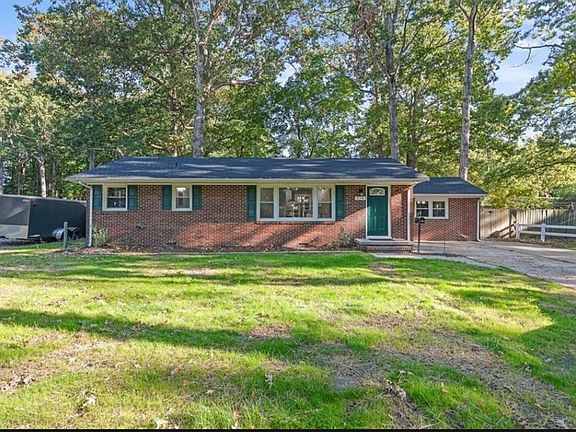 5th image of 278 Eastwood Dr