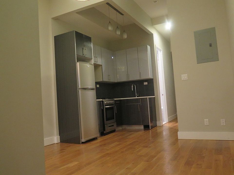 1st image of 188 Noll St APT 3G