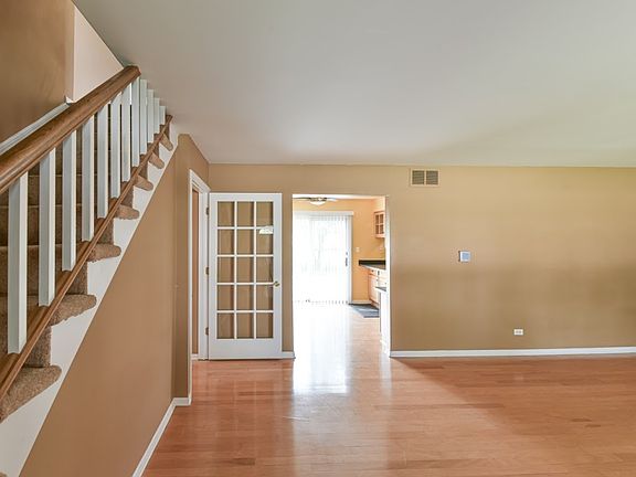 4th image of 1609 Cambourne Ln