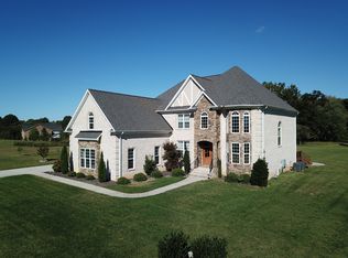 5406 Red Fox Dr, Oak Ridge, NC 27310