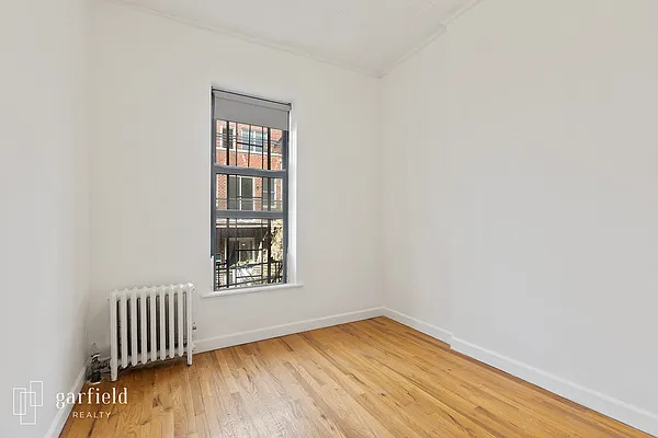 Rented by Garfield Realty  | media 14