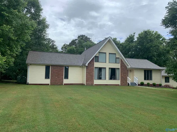 2501 Kuykendall Rd, Albertville, AL 35951