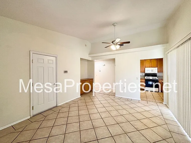 13024 Rainwood Ct — Photo 7