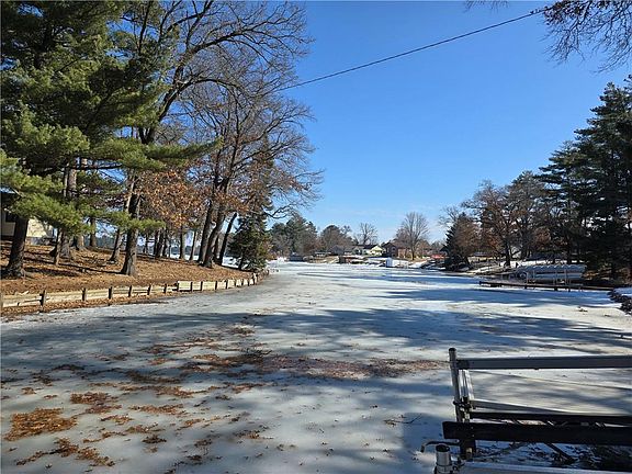 5th image of 1728 Pinewood Avenue