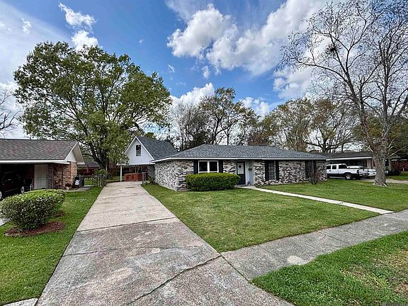 2nd image of 454 Wingate Dr